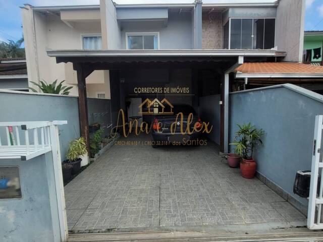 #GEM 131 - Casa para Venda em Joinville - SC