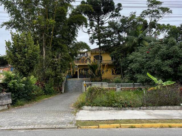 #37 - Casa para Venda em Joinville - SC