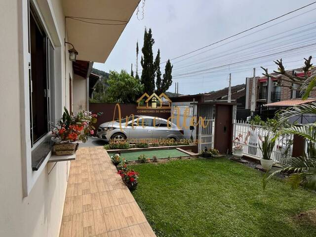 #59 - Casa para Venda em Araquari - SC