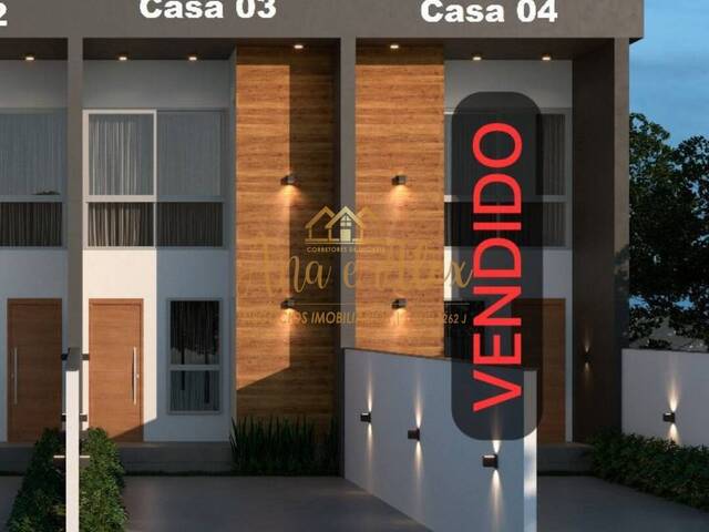 #16 - Casa para Venda em Joinville - SC