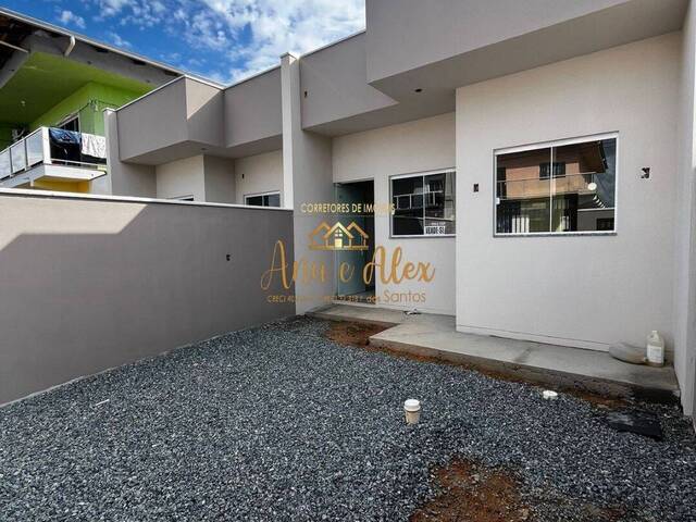 #47 - Casa para Venda em Araquari - SC