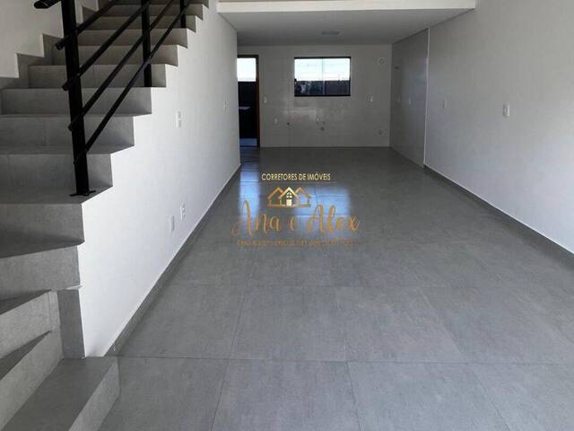 #25 - Casa para Venda em Araquari - SC
