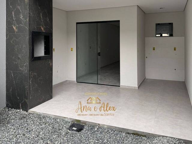#85 - Casa para Venda em Joinville - SC