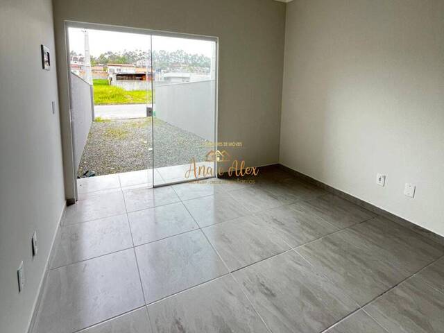 #92 - Casa para Venda em Araquari - SC