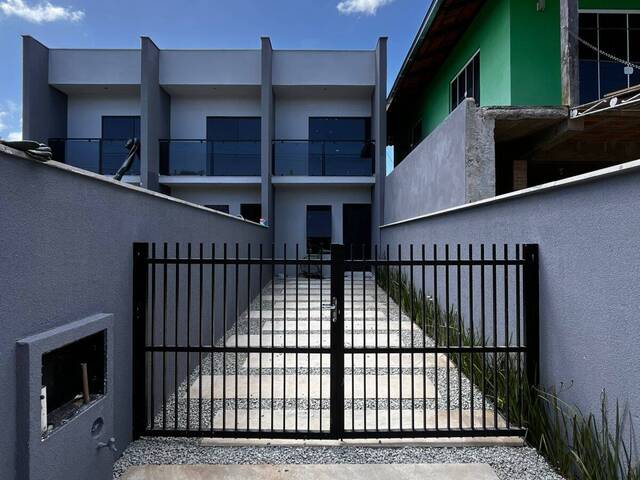 #83 - Casa para Venda em Araquari - SC