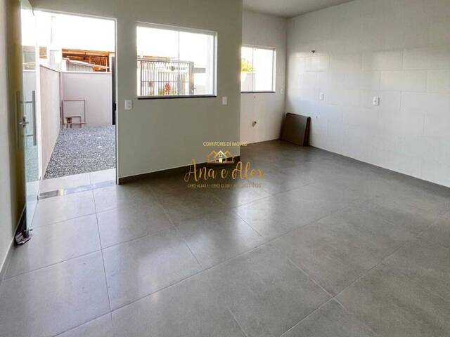 #47 - Casa para Venda em Araquari - SC