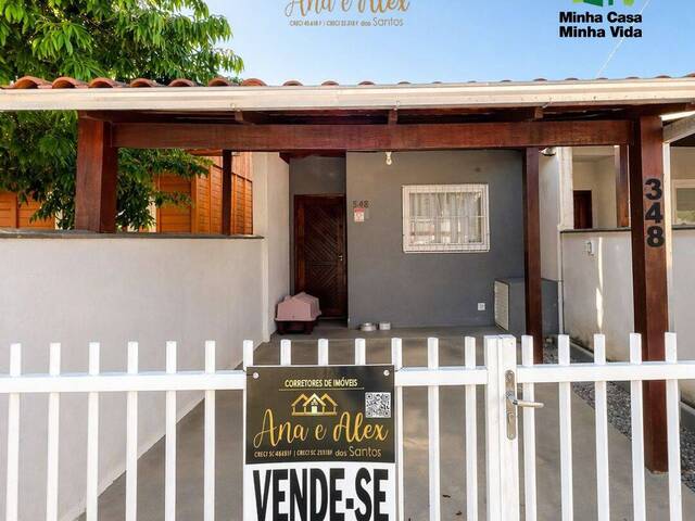 #100 - Casa para Venda em Araquari - SC