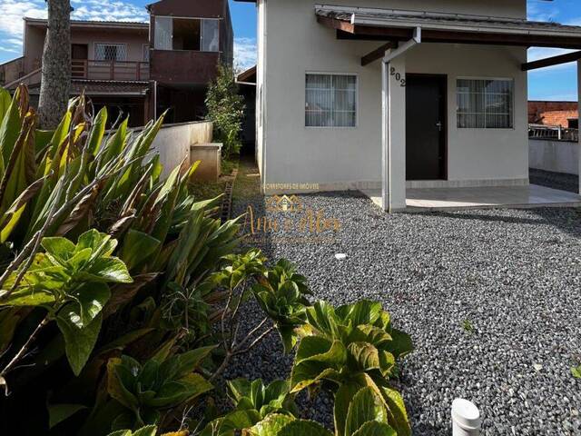 #106 - Casa para Venda em Araquari - SC - 2